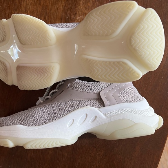 Steve Madden sneakers - Picture 5 of 5